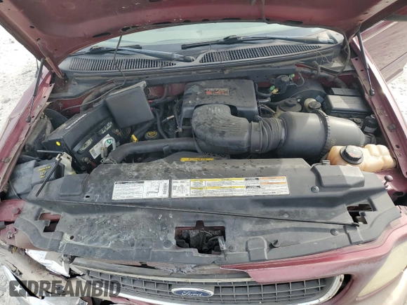 1998 Ford Expedition XLT with VIN 1FMRU17L3WLC18552, listed as a Copart auction lot 70644254 with 126,153 mi miles and Salvage Title. Bid and sale history available at carsss.com. Image 13.