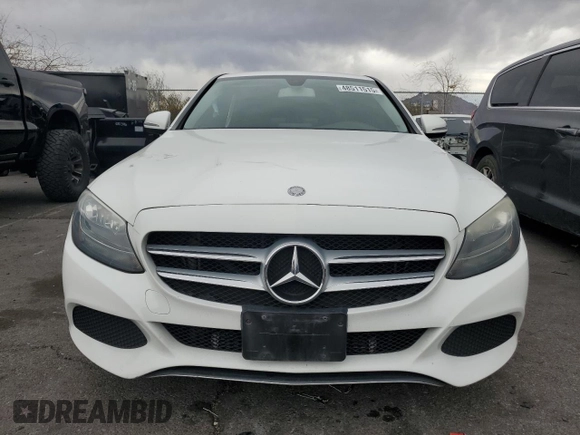 2015 Mercedes-Benz C 300 z VIN 55SWF4JB7FU084178, wystawiony jako Copart lot #48511515 z przebiegiem 100 857 mil mil oraz Szkoda całkowita • Salvage title. Historia ofert i sprzedaży dostępna na DreamBid. Obrazek 5.