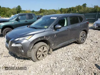 2022 Nissan Rogue SV with VIN 5N1BT3BB8NC731227, listed as a Copart auction lot 70818174 with 10,736 mi miles and Salvage Title. Bid and sale history available at carsss.com. Image 1.