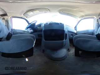 2014 Ford Econoline Cargo Commercial z VIN 1FTNE2EL2EDA81251, wystawiony jako IAAI lot #42326135 z przebiegiem 158 932 mil mil oraz . Historia ofert i sprzedaży dostępna na DreamBid. Obrazek 19.