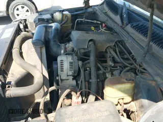 1999 Chevrolet Silverado 1500 LS with VIN 2GCEC19T4X1253725, listed as a IAAI auction lot 43033823 with 381,140 mi miles and . Bid and sale history available at DreamBid. Image 19.