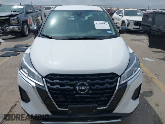 2024 Nissan Kicks S with VIN 3N1CP5BV0RL489288, listed as a IAAI auction lot 41799951 with 13,193 mi miles and . Bid and sale history available at carsss.com. Image 12.