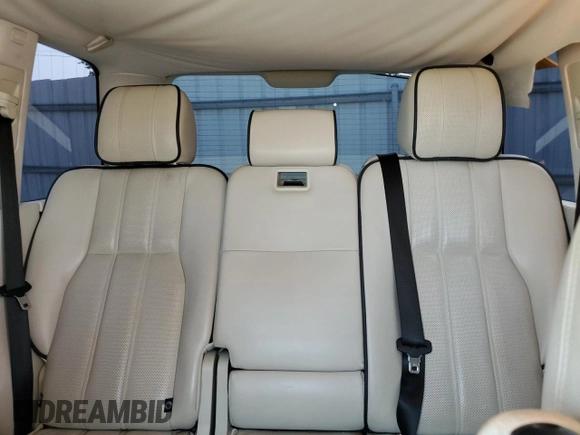 2011 Land Rover Range Rover SC z VIN SALMF1E43BA334367, wystawiony jako Copart lot #59348225 z przebiegiem 144 082 mil mil oraz Szkoda całkowita • Salvage title. Historia ofert i sprzedaży dostępna na DreamBid. Obrazek 10.