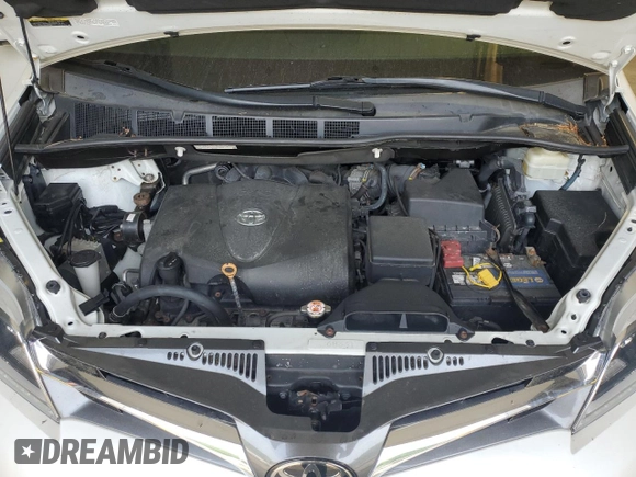 2018 Toyota Sienna XLE with VIN 5TDDZ3DC9JS204307, listed as a Copart auction lot 57327715 with 70,886 mi miles and Salvage title. Bid and sale history available at DreamBid. Image 12.