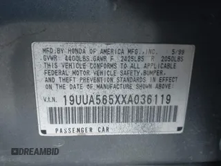 1999 Acura TL with VIN 19UUA565XXA036119, listed as a IAAI auction lot 41830729 with 203,538 mi miles. Bid and sale history available at carsss.com. Image 9.