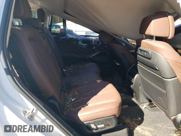 2021 BMW X7 xDrive40i with VIN 5UXCW2C04M9E66889, listed as a Copart auction lot 82988324 with 0 mi miles and Salvage Title. Bid and sale history available at carsss.com. Image 10.