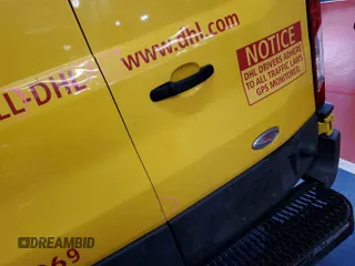 2015 Ford Transit z VIN 1FTCR3XM6FKA30047, wystawiony jako IAAI lot #42240963 z przebiegiem 153 350 mil mil oraz . Historia ofert i sprzedaży dostępna na DreamBid. Obrazek 1.