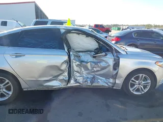 2018 Ford Fusion SE with VIN 3FA6P0HD1JR227721, listed as a IAAI auction lot 41587967 with 180,084 mi miles. Bid and sale history available at carsss.com. Image 6.