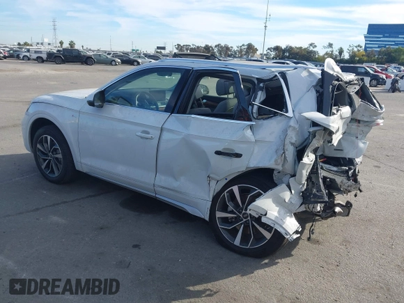 2022 Audi Q5 S line Premium z VIN WA1GAAFY3N2101201, wystawiony jako IAAI lot #41263245 z przebiegiem 28 361 mil mil oraz . Historia ofert i sprzedaży dostępna na DreamBid. Obrazek 3.