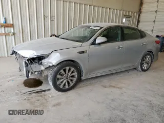2016 Kia Optima LX z VIN 5XXGT4L31GG003842, wystawiony jako Copart lot #59089435 z przebiegiem 150 294 mil mil oraz Czysty tytuł • Clean title. Historia ofert i sprzedaży dostępna na DreamBid. Obrazek 1.