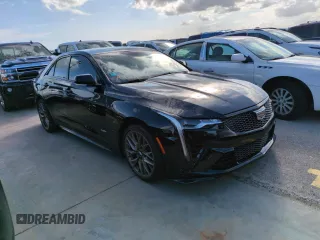 2023 Cadillac CT4-V Blackwing z VIN 1G6DL5RP5P0410487, wystawiony jako Copart lot #74749444 z przebiegiem Nie podano mil oraz Szkody całkowita. Historia ofert i sprzedaży dostępna na DreamBid. Obrazek 4.