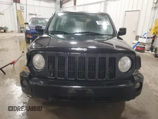 2007 Jeep Patriot Sport with VIN 1J8FF28W67D345719, listed as a Copart auction lot 42592055 with 118,277 mi miles and Salvage Title. Bid and sale history available at carsss.com. Image 5.