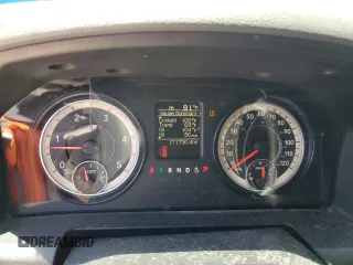 2017 Ram 2500 Tradesman z VIN 3C6UR5HLXHG740401, wystawiony jako Copart lot #53829405 z przebiegiem 171 730 mil mil oraz Szkoda całkowita • Salvage title. Historia ofert i sprzedaży dostępna na DreamBid. Obrazek 9.