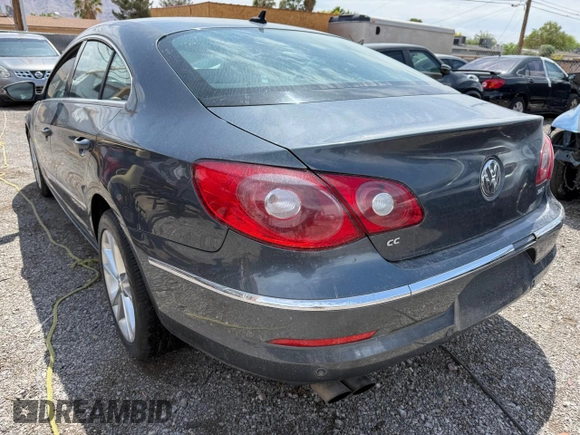 2010 Volkswagen CC Luxury z VIN WVWHP7AN4AE536293, wystawiony jako Copart lot #56589795 z przebiegiem 127 169 mil mil oraz Czysty tytuł • Clean title. Historia ofert i sprzedaży dostępna na DreamBid. Obrazek 3.