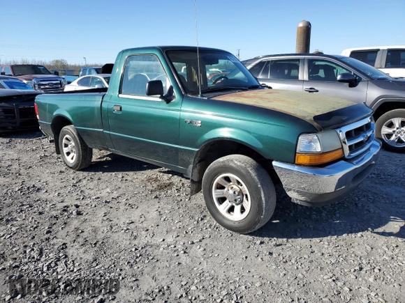 2000 Ford Ranger XL with VIN 1FTYR10V2YPA68278, listed as a Copart auction lot 46210825 with 166,183 mi miles and Salvage Title. Bid and sale history available at carsss.com. Image 4.