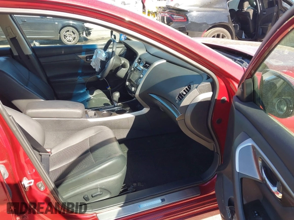 2015 Nissan Altima S with VIN 1N4AL3AP7FN300483, listed as a IAAI auction lot 41814182 with 30,446 mi miles and . Bid and sale history available at DreamBid. Image 5.