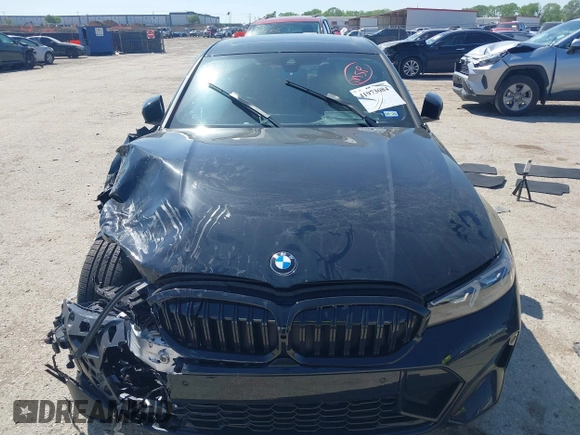 2024 BMW 3 Series 330i z VIN 3MW69FF05R8E87402, wystawiony jako IAAI lot #41973084 z przebiegiem 3 529 mil mil oraz . Historia ofert i sprzedaży dostępna na DreamBid. Obrazek 12.