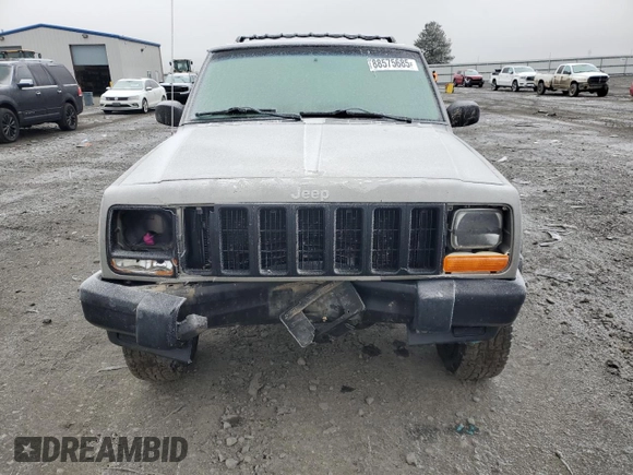 2000 Jeep Cherokee SE with VIN 1J4FF28S9YL222714, listed as a Copart auction lot 88575685 with 203,691 mi miles and Salvage Title. Bid and sale history available at carsss.com. Image 5.