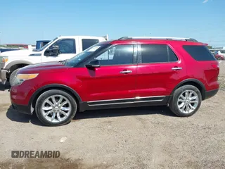 2014 Ford Explorer XLT with VIN 1FM5K7D82EGA59120, listed as a IAAI auction lot 42005255 with 159,791 mi miles. Bid and sale history available at carsss.com. Image 14.