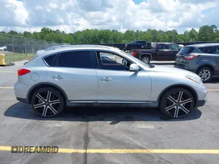 2017 Infiniti QX50 z VIN JN1BJ0RR1HM405539, wystawiony jako IAAI lot #42264771 z przebiegiem 52 746 mil mil oraz . Historia ofert i sprzedaży dostępna na DreamBid. Obrazek 13.