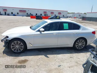 2020 BMW 5 Series 530i z VIN WBAJR3C04LWW68910, wystawiony jako IAAI lot #42430470 z przebiegiem 50 608 mil mil oraz . Historia ofert i sprzedaży dostępna na DreamBid. Obrazek 15.