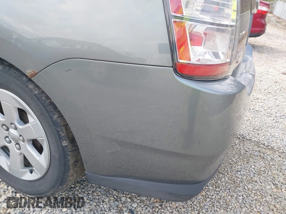 2004 Toyota Prius with VIN JTDKB20U940108513, listed as a IAAI auction lot 41933707 with 216,364 mi miles. Bid and sale history available at carsss.com. Image 14.