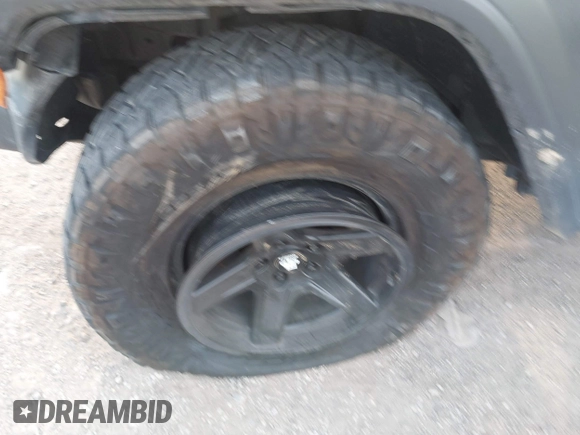 2020 Jeep Wrangler Unlimited Sport S with VIN 1C4HJXDG5LW189584, listed as a IAAI auction lot 41738928 with 75,948 mi miles and . Bid and sale history available at DreamBid. Image 12.