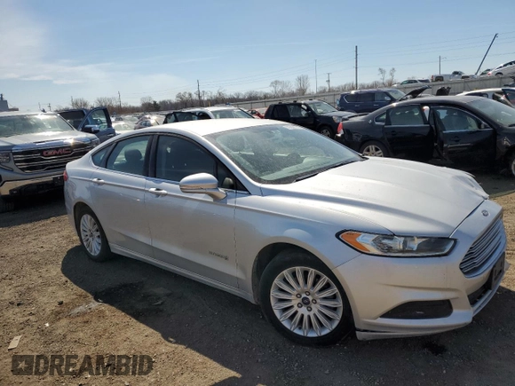 2016 Ford Fusion SE Hybrid with VIN 3FA6P0LU4GR352115, listed as a Copart auction lot 50616775 with 86,579 mi miles and Salvage title. Bid and sale history available at DreamBid. Image 4.
