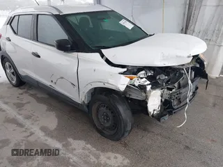 2019 Nissan Kicks S with VIN 3N1CP5CU9KL524468, listed as a IAAI auction lot 41979385 with 118,274 mi miles and . Bid and sale history available at carsss.com. Image 1.