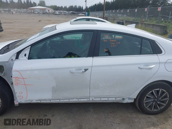2020 Hyundai Ioniq Limited with VIN KMHC85LJ6LU063460, listed as a IAAI auction lot 42228525 with 31,899 mi miles and . Bid and sale history available at DreamBid. Image 15.