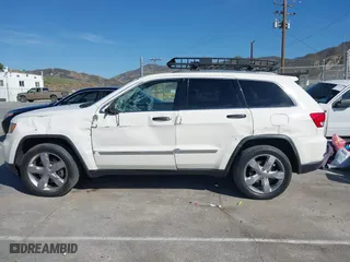 2012 Jeep Grand Cherokee Overland with VIN 1C4RJFCT0CC178071, listed as a IAAI auction lot 41825102 with 125,891 mi miles. Bid and sale history available at carsss.com. Image 14.