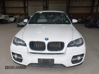 2011 BMW X6 35i z VIN 5UXFG2C56BLX06074, wystawiony jako IAAI lot #42378784 z przebiegiem 176 184 mil mil oraz . Historia ofert i sprzedaży dostępna na DreamBid. Obrazek 12.