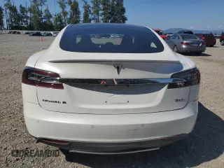 2013 Tesla Model S Performance with VIN 5YJSA1DP1DFP22426, listed as a Copart auction lot 66045915 with 88,757 mi miles and Salvage title. Bid and sale history available at DreamBid. Image 6.