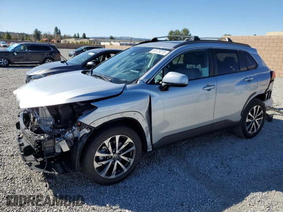 2024 Toyota Corolla Cross XLE с VIN 7MUDAAAG3RV085206, выставлен на аукционе Copart как лот 46129215 с пробегом 16 472 миль миль и Списание • Salvage title. История ставок и продаж доступна на DreamBid. Изображение 1.