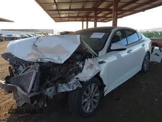 2018 Kia Optima LX with VIN 5XXGT4L30JG236781, listed as a IAAI auction lot 42074861 with 1 mi miles. Bid and sale history available at carsss.com. Image 18.
