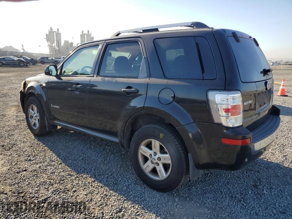 2008 Mercury Mariner with VIN 4M2CU29H68KJ36634, listed as a Copart auction lot 84690984 with 233,490 mi miles and Salvage Title. Bid and sale history available at carsss.com. Image 2.
