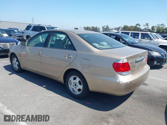 2006 Toyota Camry STD with VIN 4T1BE32K66U682762, listed as a IAAI auction lot 42497232 with 142,713 mi miles and . Bid and sale history available at DreamBid. Image 3.