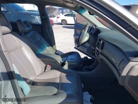 2005 Chevrolet Impala LS with VIN 2G1WH55K659270124, listed as a IAAI auction lot 41948524 with 171,911 mi miles. Bid and sale history available at carsss.com. Image 5.