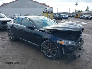 2013 Jaguar XF I4 RWD with VIN SAJWA0ES1DPS92662, listed as a IAAI auction lot 41528102 with 73,730 mi miles. Bid and sale history available at carsss.com. Image 1.