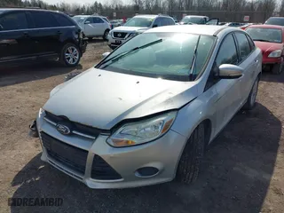 2013 Ford Focus SE with VIN 1FADP3F20DL174037, listed as a IAAI auction lot 41792552 with 131,984 mi miles. Bid and sale history available at carsss.com. Image 17.