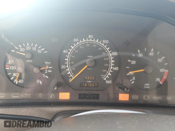 1996 Mercedes-Benz SL-Class with VIN WDBFA67F6TF131034, listed as a Copart auction lot 67532594 with 187,667 mi miles and Clean Title. Bid and sale history available at carsss.com. Image 9.
