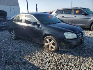 2009 Volkswagen Jetta SE z VIN 3VWRZ71K99M166918, wystawiony jako Copart lot #55511655 z przebiegiem 212 200 mil mil oraz Szkoda całkowita • Salvage title. Historia ofert i sprzedaży dostępna na DreamBid. Obrazek 4.