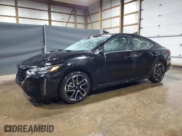 2025 Nissan Sentra SR z VIN 3N1AB8DV2SY267851, wystawiony jako Copart lot #59961715 z przebiegiem 9 955 mil mil oraz Nie do naprawy • Non repairable. Historia ofert i sprzedaży dostępna na DreamBid. Obrazek 1.