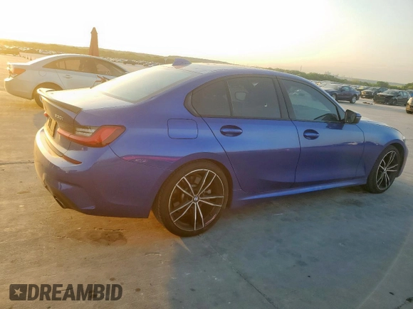 2021 BMW 3 Series 330i z VIN 3MW5R1J08M8B56862, wystawiony jako Copart lot #52976585 z przebiegiem 41 867 mil mil oraz Czysty tytuł • Clean title. Historia ofert i sprzedaży dostępna na DreamBid. Obrazek 3.