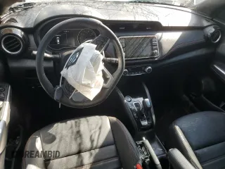 2020 Nissan Kicks SR z VIN 3N1CP5DV8LL557017, wystawiony jako Copart lot #53732465 z przebiegiem 58 487 mil mil oraz Szkoda całkowita • Salvage title. Historia ofert i sprzedaży dostępna na DreamBid. Obrazek 8.