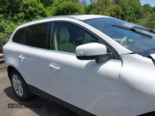 2013 Volvo XC60 3.2L z VIN YV4952DL7D2429586, wystawiony jako IAAI lot #42299502 z przebiegiem 101 249 mil mil oraz . Historia ofert i sprzedaży dostępna na DreamBid. Obrazek 13.