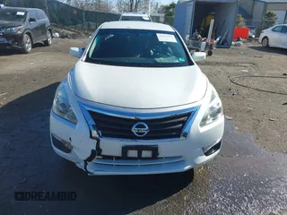 2013 Nissan Altima SV with VIN 1N4AL3APXDN544741, listed as a IAAI auction lot 41435981 with 18,990 mi miles and . Bid and sale history available at carsss.com. Image 6.