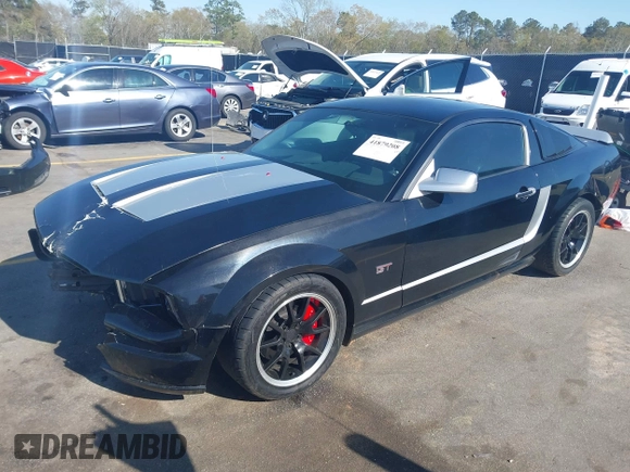 2006 Ford Mustang GT Deluxe with VIN 1ZVFT82H365148851, listed as a IAAI auction lot 41879208 with 150,095 mi miles. Bid and sale history available at carsss.com. Image 17.
