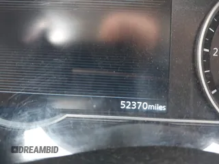 2023 Nissan Versa SV z VIN 3N1CN8EVXPL851661, wystawiony jako IAAI lot #41929200 z przebiegiem 52 370 mil mil oraz . Historia ofert i sprzedaży dostępna na DreamBid. Obrazek 7.