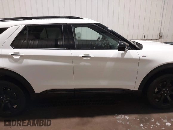 2023 Ford Explorer ST-Line with VIN 1FMSK8KH9PGA14528, listed as a IAAI auction lot 41803607 with 50,146 mi miles and . Bid and sale history available at DreamBid. Image 14.